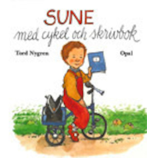 Sune med cykel och skrivbok / Tord Nygren